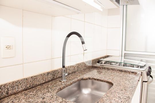 Cozinha de apartamento para alugar com 2 quartos, 61m² em Água Branca, São Paulo