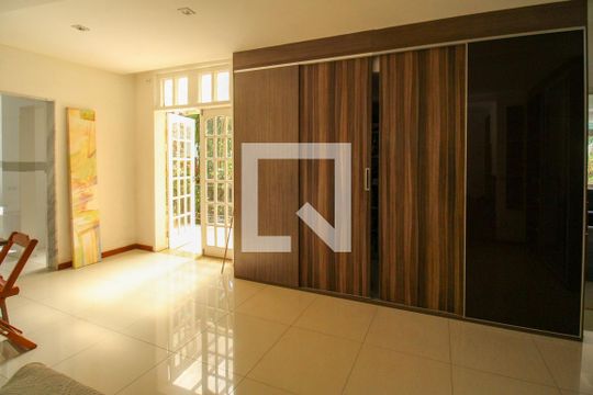 Suíte 1 de casa à venda com 4 quartos, 648m² em Itanhangá, Rio de Janeiro