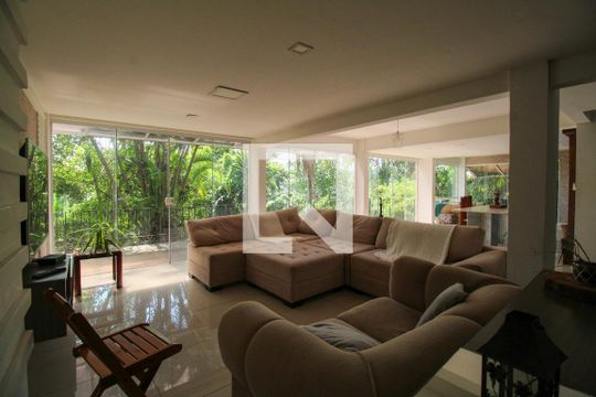 Casa à venda com 4 quartos, 648m² em Itanhangá, Rio de Janeiro