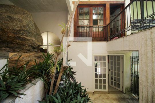 Área externa de casa à venda com 4 quartos, 648m² em Itanhangá, Rio de Janeiro