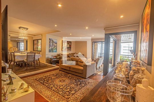 Apartamento à venda com 4 quartos, 220m² em Vila Uberabinha, São Paulo