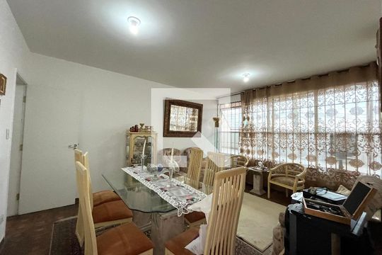 Casa à venda com 4 quartos, 270m² em Jardim Jabaquara, São Paulo