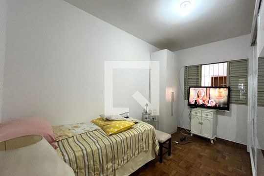 Quarto 2 de casa à venda com 4 quartos, 270m² em Jardim Jabaquara, São Paulo