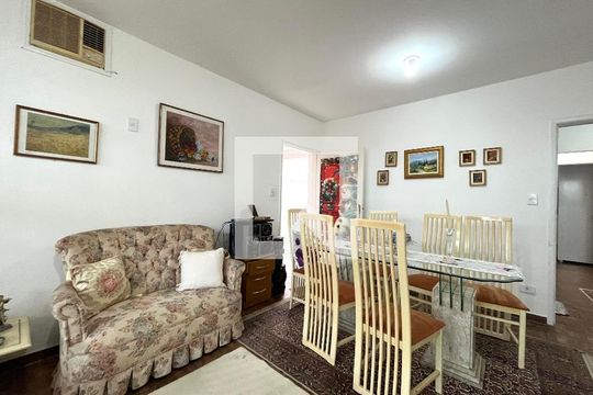 Sala de casa à venda com 4 quartos, 270m² em Jardim Jabaquara, São Paulo