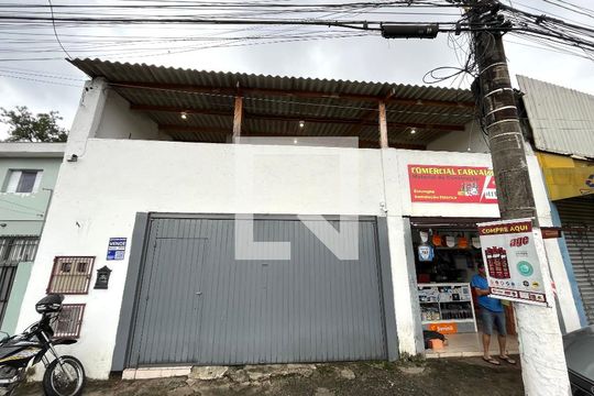 Fachada de casa à venda com 4 quartos, 270m² em Jardim Jabaquara, São Paulo