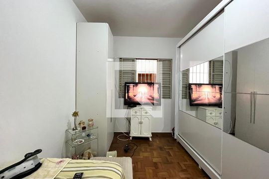 Quarto 2 de casa à venda com 4 quartos, 270m² em Jardim Jabaquara, São Paulo