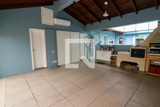 Varanda gourmet de casa de condomínio à venda com 4 quartos, 240m² em Ipanema, Porto Alegre