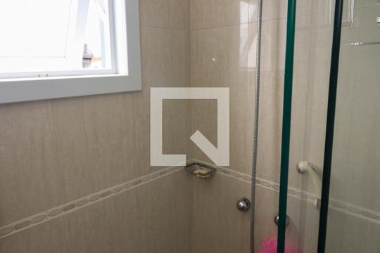 Banheiro Social de casa de condomínio à venda com 4 quartos, 240m² em Ipanema, Porto Alegre