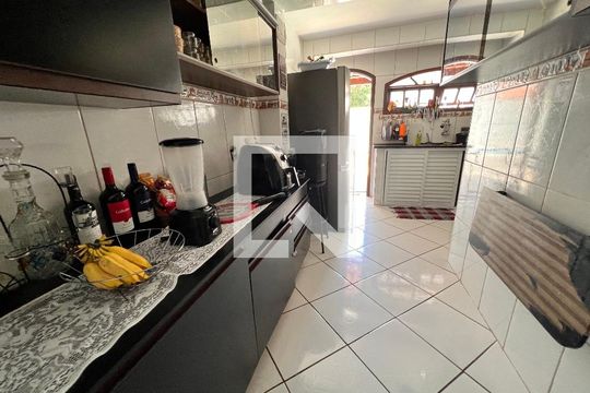 Cozinha de casa à venda com 2 quartos, 235m² em Curicica, Rio de Janeiro