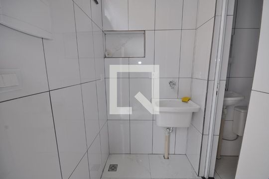 Área de Serviço de casa de condomínio para alugar com 1 quarto, 45m² em Vila Mazzei, São Paulo