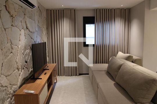 Sala de apartamento para alugar com 1 quarto, 79m² em Setor Marista, Goiânia