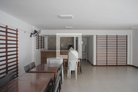 Área comum - Salão de festas de apartamento para alugar com 2 quartos, 46m² em Quintas do Picuaia, Salvador