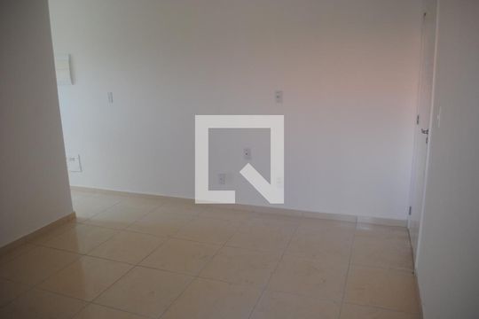 Sala  de apartamento para alugar com 2 quartos, 46m² em Quintas do Picuaia, Salvador
