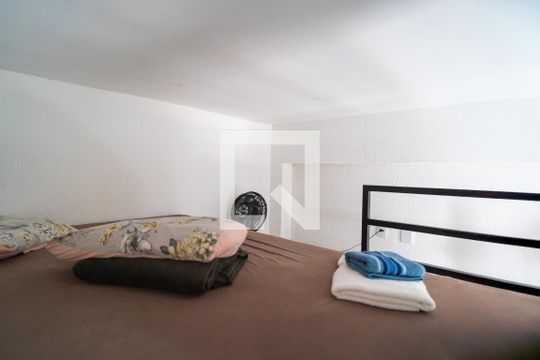 Quarto de kitnet/studio para alugar com 1 quarto, 30m² em Jardim do Sol, Sorocaba