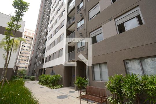 Fachada do bloco de apartamento à venda com 2 quartos, 61m² em Vila Constanca, São Paulo