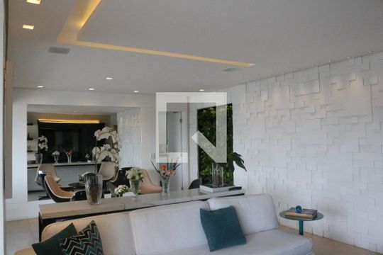 Sala de apartamento à venda com 3 quartos, 180m² em Água Branca, São Paulo