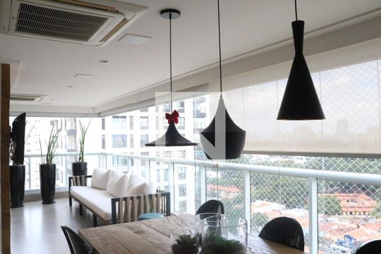 Varanda gourmet de apartamento para alugar com 3 quartos, 180m² em Água Branca, São Paulo