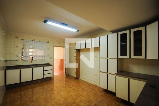 Cozinha - Armários de casa à venda com 3 quartos, 147m² em Vila Marlene, São Bernardo do Campo