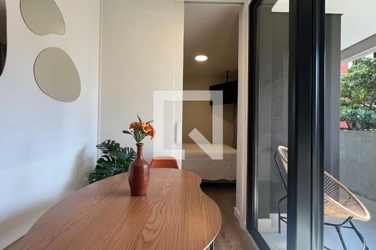 Kitnet/Studio para alugar com 1 quarto, 24m² em Pinheiros, São Paulo