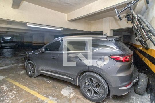 Garagem de apartamento à venda com 3 quartos, 119m² em Aclimação, São Paulo
