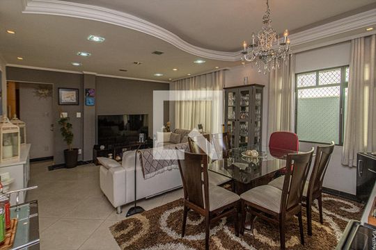 Apartamento à venda com 3 quartos, 119m² em Aclimação, São Paulo