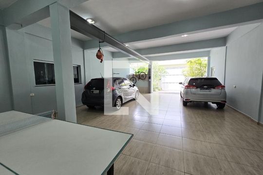 Garagem de casa à venda com 3 quartos, 270m² em Jardim City, Guarulhos