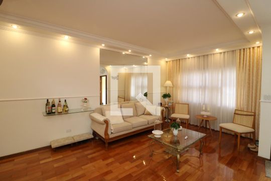 Sala de casa à venda com 4 quartos, 300m² em Jardim Vila Formosa, São Paulo