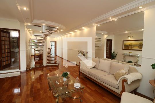Sala de casa à venda com 4 quartos, 300m² em Jardim Vila Formosa, São Paulo