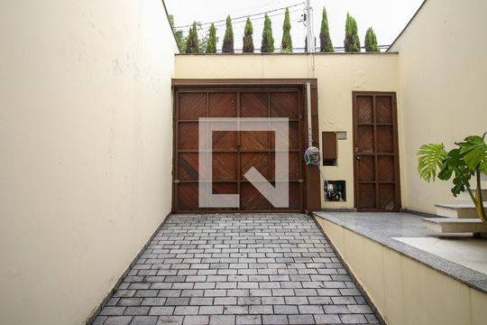Garagem de casa à venda com 4 quartos, 300m² em Jardim Vila Formosa, São Paulo