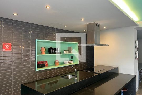 Área comum de kitnet/studio à venda com 1 quarto, 25m² em Pompeia, São Paulo