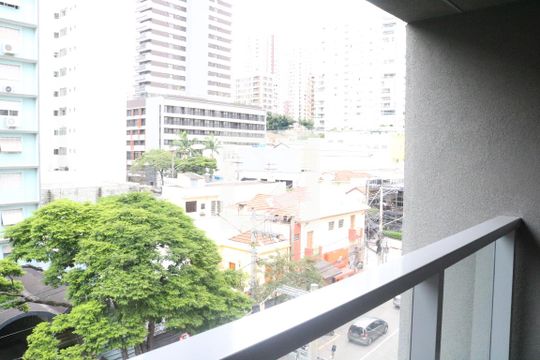 Varanda de kitnet/studio à venda com 1 quarto, 25m² em Pompeia, São Paulo