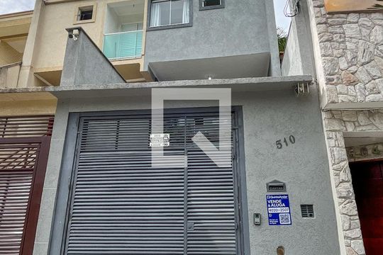 Fachada de casa à venda com 3 quartos, 142m² em Jardim Felicidade (zona Oeste), São Paulo