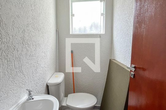 Banheiro de Serviço de casa à venda com 3 quartos, 142m² em Jardim Felicidade (zona Oeste), São Paulo