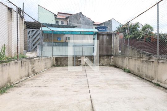 Área comum - Quadra de apartamento para alugar com 2 quartos, 50m² em Conjunto Residencial José Bonifácio, São Paulo