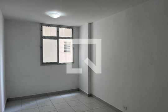 Kitnet/Studio à venda com 1 quarto, 18m² em Água Branca, São Paulo