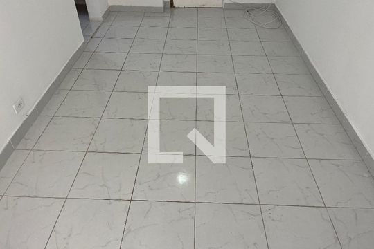 Sala/Quarto de kitnet/studio à venda com 1 quarto, 18m² em Água Branca, São Paulo