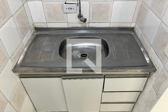 Cozinha de kitnet/studio à venda com 1 quarto, 18m² em Água Branca, São Paulo
