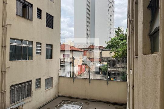 Sala/Quarto - Vista de kitnet/studio à venda com 1 quarto, 18m² em Água Branca, São Paulo