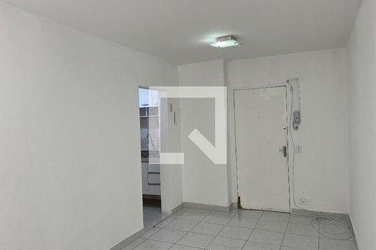Sala/Quarto de kitnet/studio à venda com 1 quarto, 18m² em Água Branca, São Paulo