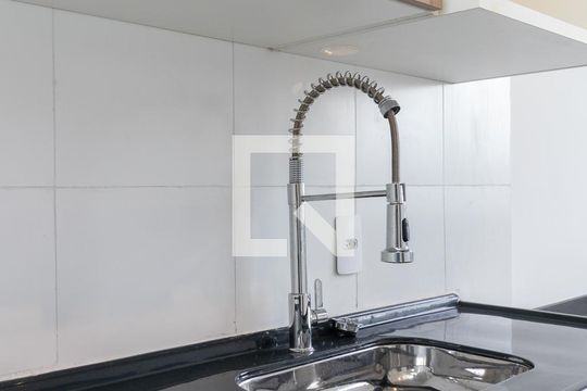 Cozinha de apartamento à venda com 1 quarto, 24m² em Jardim America da Penha, São Paulo