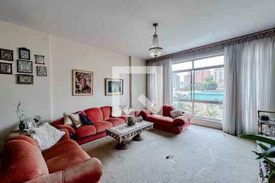 Apartamento à venda com 3 quartos, 125m² em Cambuci, São Paulo