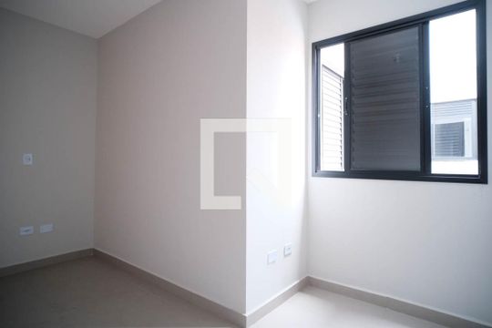Quarto 2 de apartamento para alugar com 2 quartos, 42m² em Vila Guilhermina, São Paulo