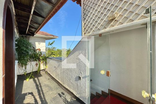 Varanda de casa de condomínio à venda com 11 quartos, 2800m² em Barra da Tijuca, Rio de Janeiro
