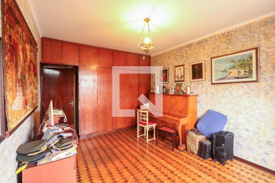 Quarto 1 de casa à venda com 3 quartos, 1000m² em Santa Maria, Santo André