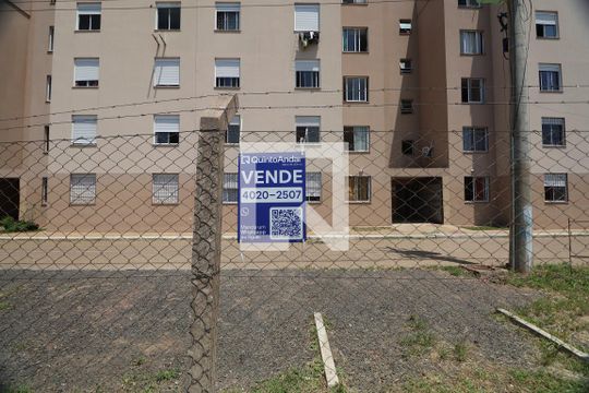 Placa de apartamento à venda com 2 quartos, 47m² em Rio Branco, Canoas