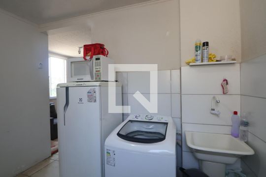 Cozinha e Área de Serviço de apartamento à venda com 2 quartos, 47m² em Rio Branco, Canoas