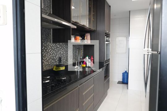Cozinha de apartamento à venda com 2 quartos, 99m² em Água Rasa, São Paulo