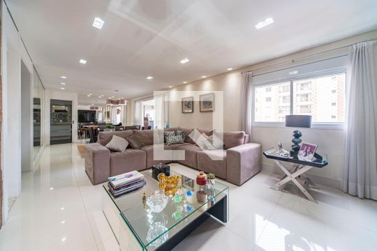 Sala de apartamento à venda com 3 quartos, 180m² em Jardim Bela Vista, Santo André