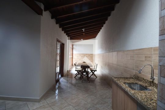 Área comum - Churrasqueira de casa à venda com 3 quartos, 130m² em Estância Velha, Canoas