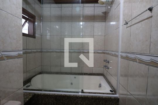 Banheiro da Suíte de casa à venda com 3 quartos, 130m² em Estância Velha, Canoas